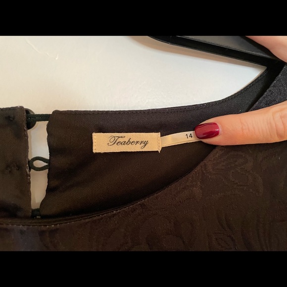 π Host Pick π Teaberry dress- Like New size 14 - Picture 3 of 3